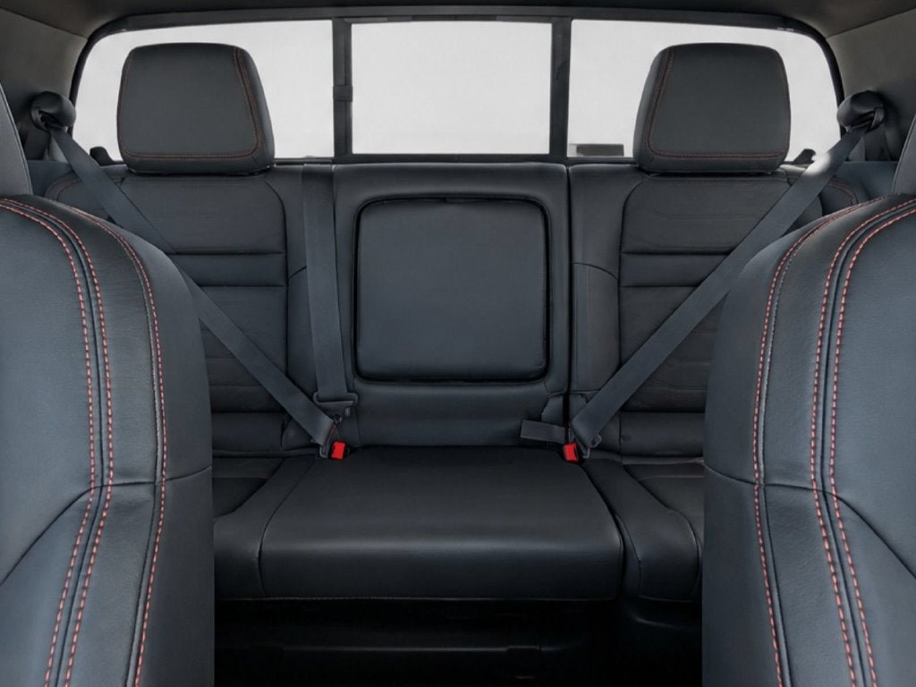 2025 Nissan Frontier PRO-4X 4WD