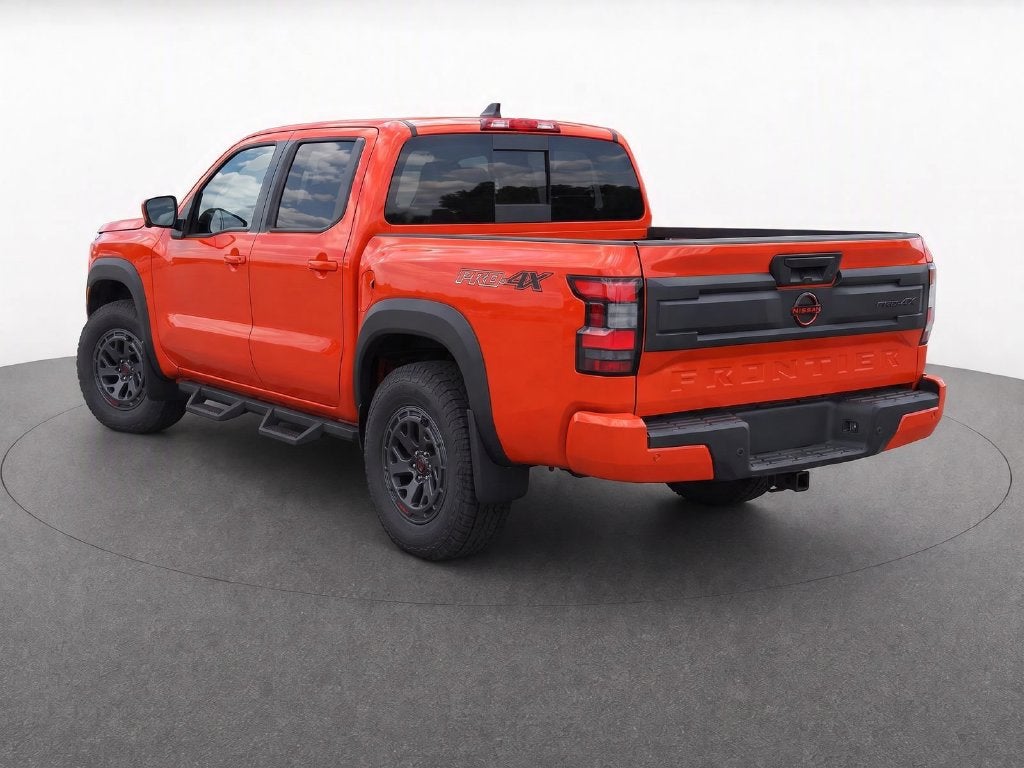 2025 Nissan Frontier PRO-4X 4WD