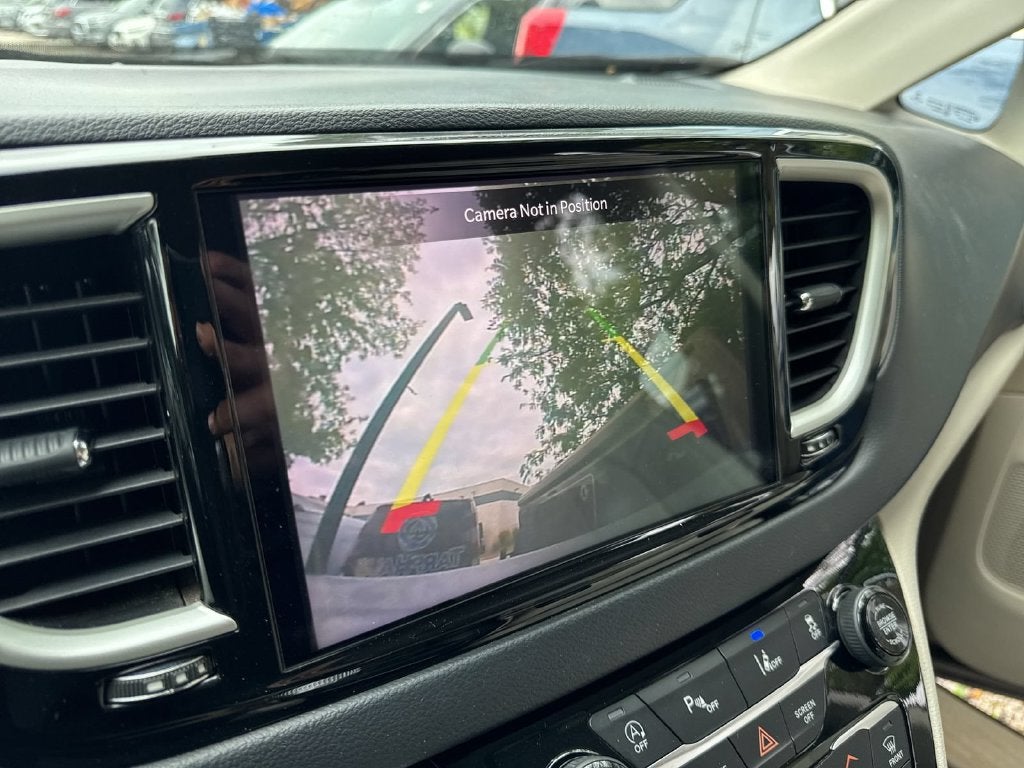 2021 Chrysler Pacifica Touring L