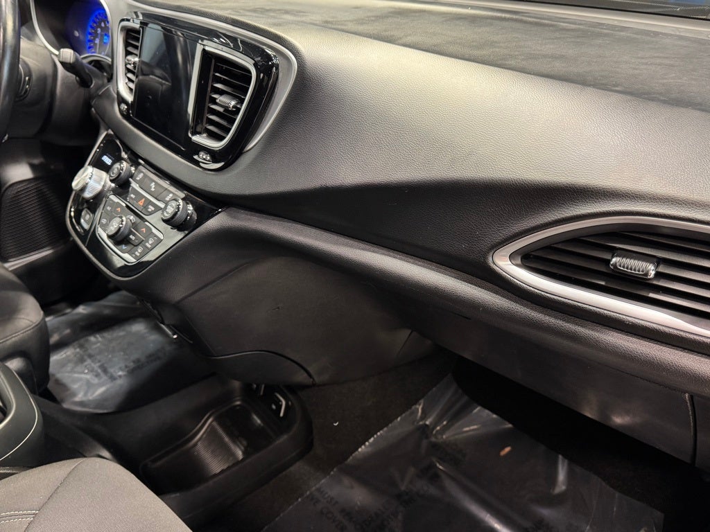 2018 Chrysler Pacifica Touring Plus