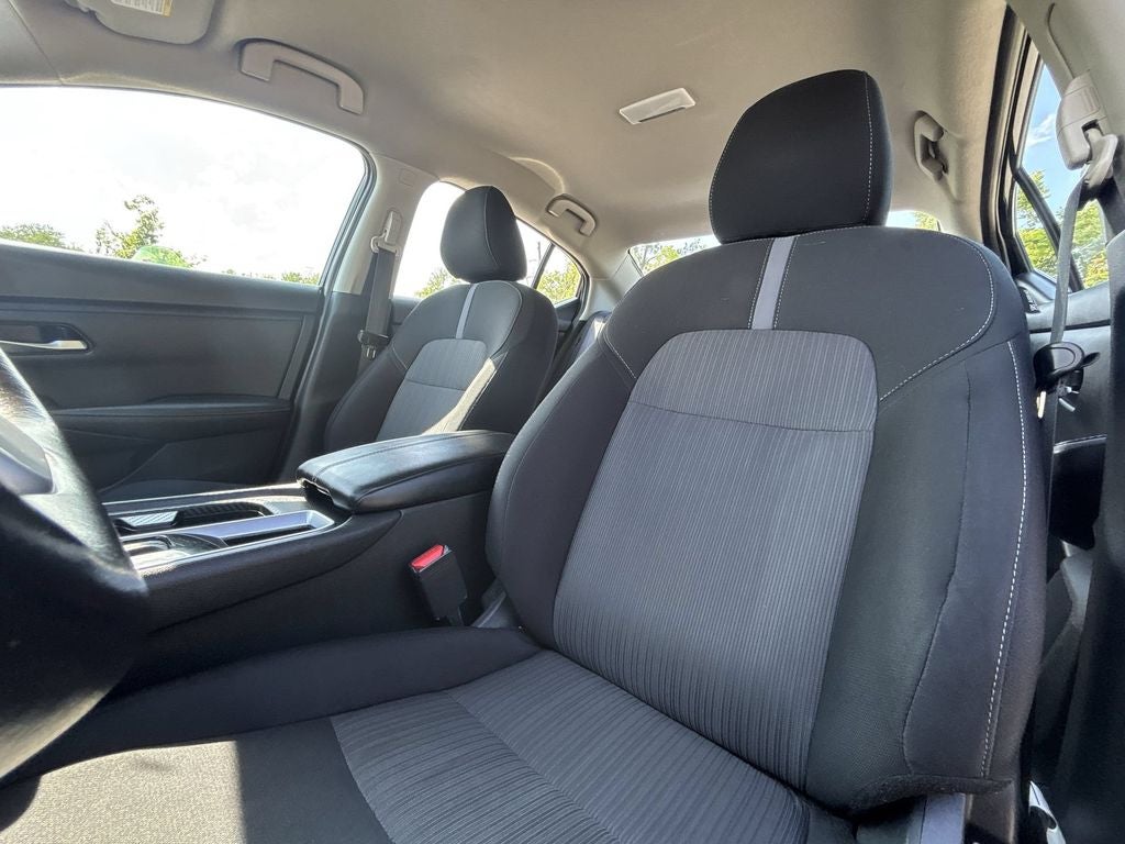 2024 Nissan Sentra SV FWD