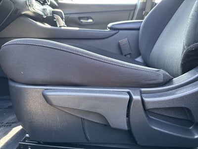 2024 Nissan Sentra SV FWD