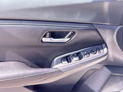 2023 Nissan Sentra SV FWD