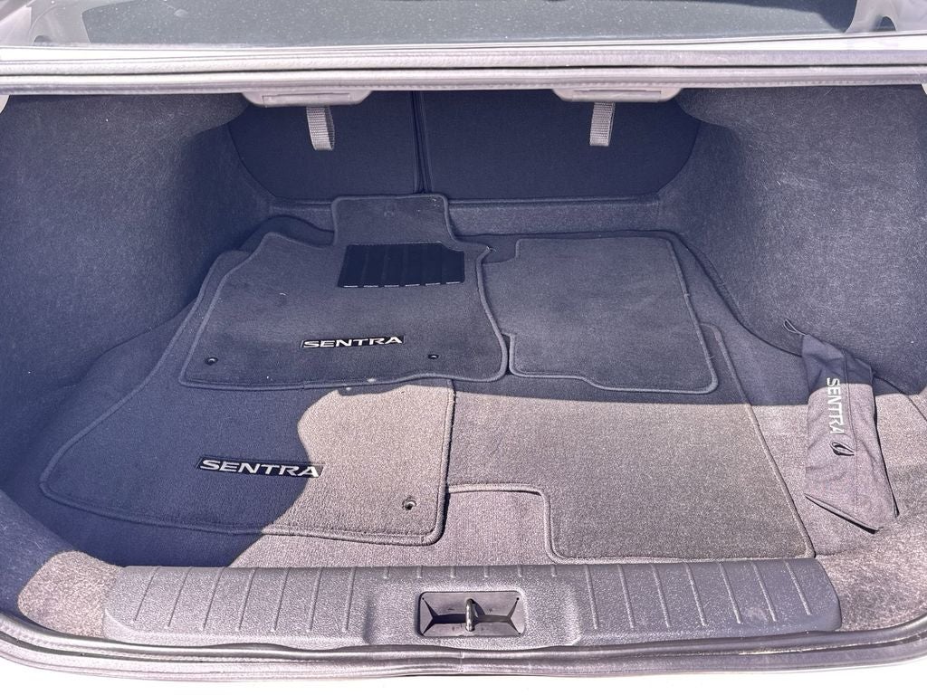 2023 Nissan Sentra SV FWD