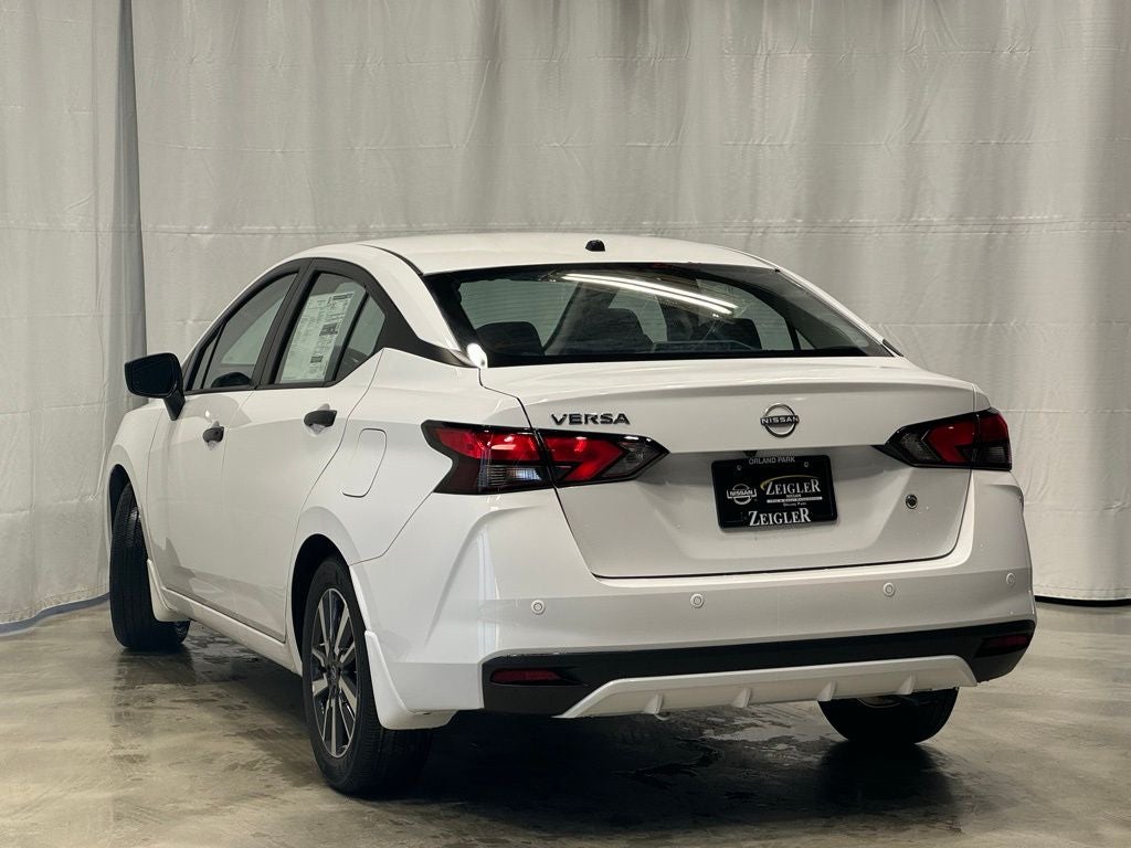 2025 Nissan Versa 1.6 S
