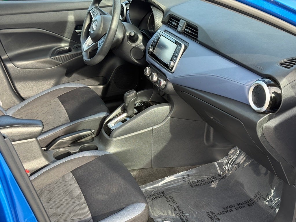 2023 Nissan Versa 1.6 SV