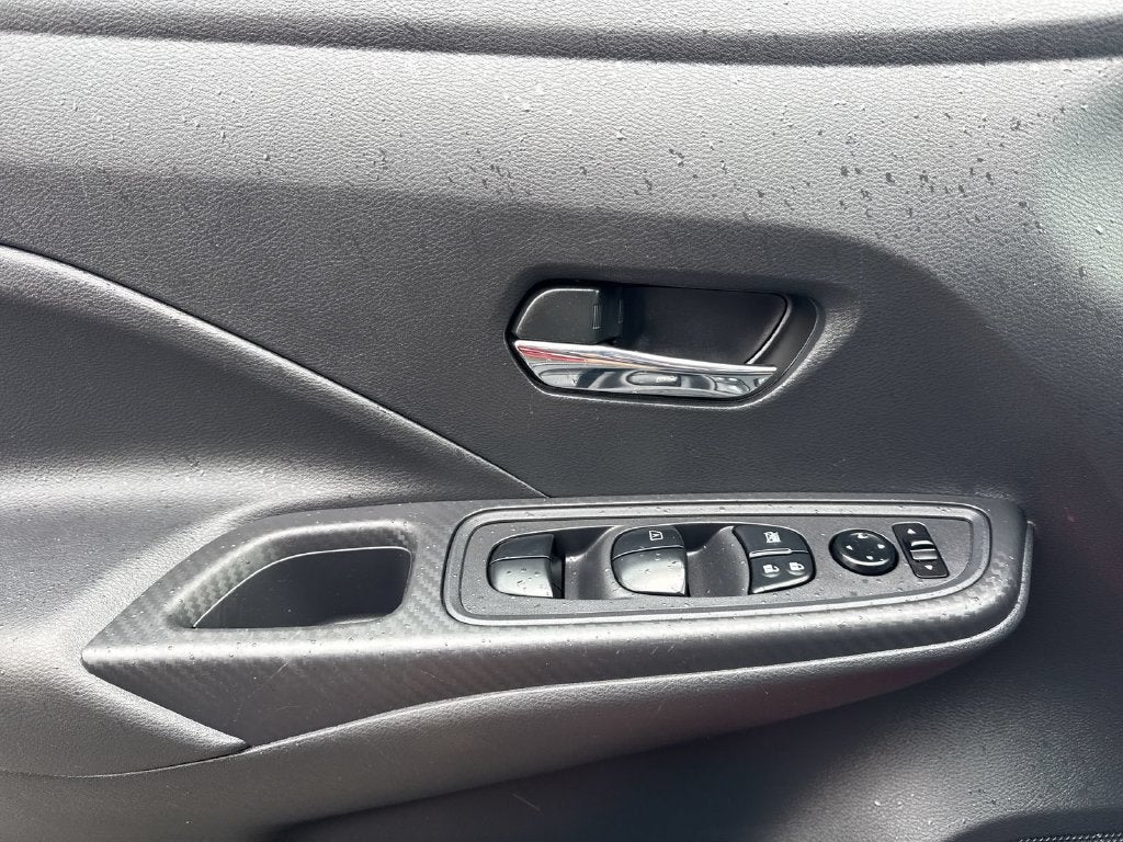 2024 Nissan Versa 1.6 SV