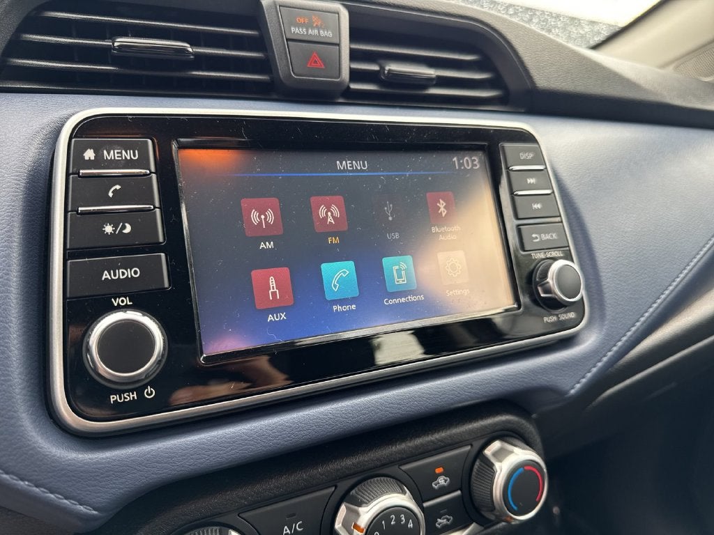 2024 Nissan Versa 1.6 SV