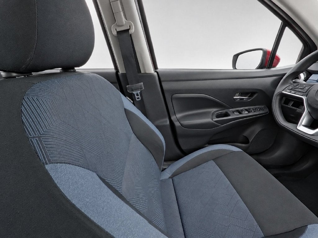 2024 Nissan Versa 1.6 SV