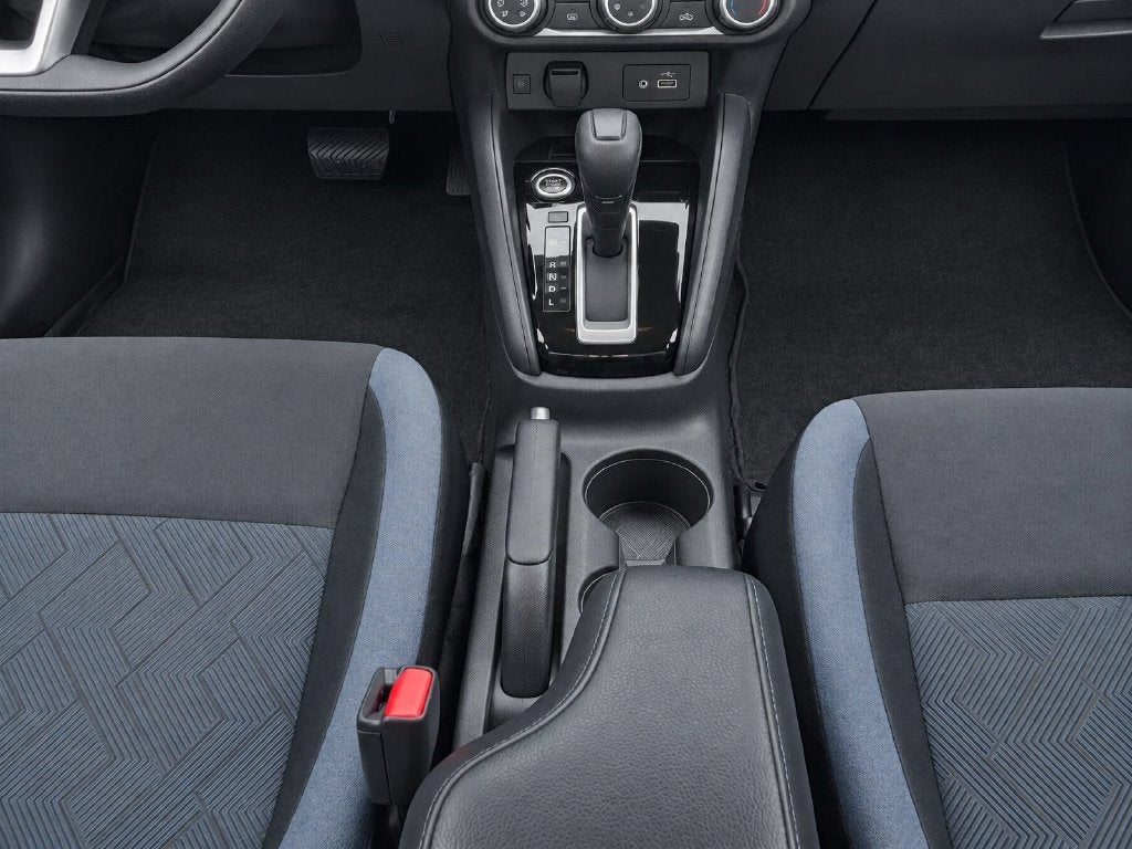2024 Nissan Versa 1.6 SV