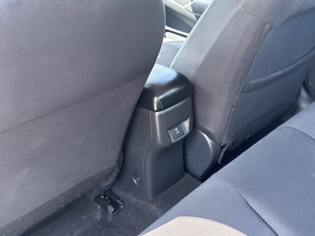 2024 Nissan Versa 1.6 SV FWD