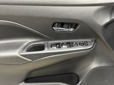 2023 Nissan Versa 1.6 SV