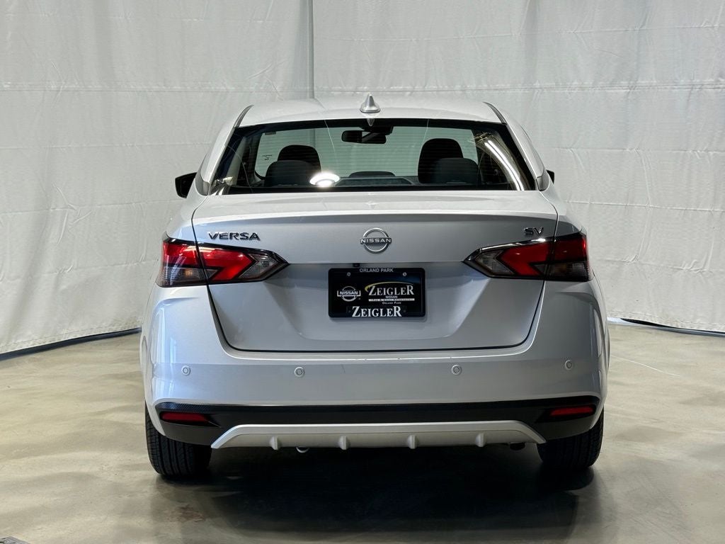 2023 Nissan Versa 1.6 SV