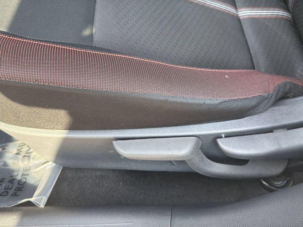 2024 Nissan Versa 1.6 SR FWD