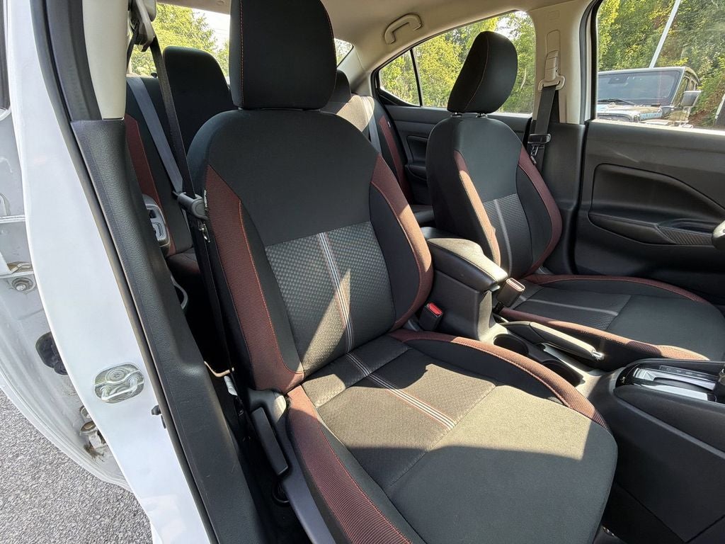 2024 Nissan Versa 1.6 SR FWD