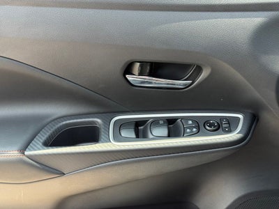 2025 Nissan Versa 1.6 SR FWD