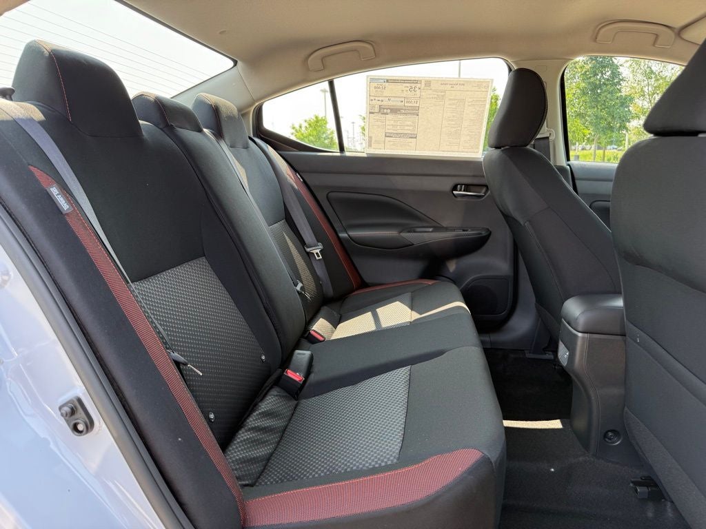 2025 Nissan Versa 1.6 SR FWD