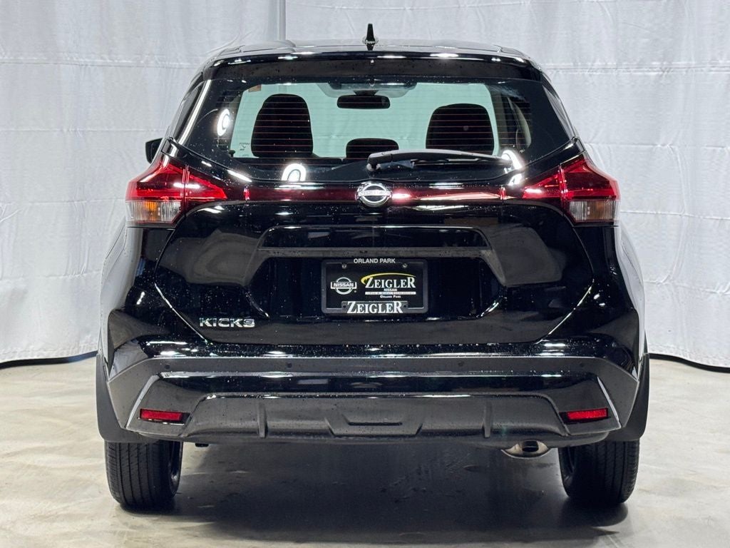 2024 Nissan Kicks S