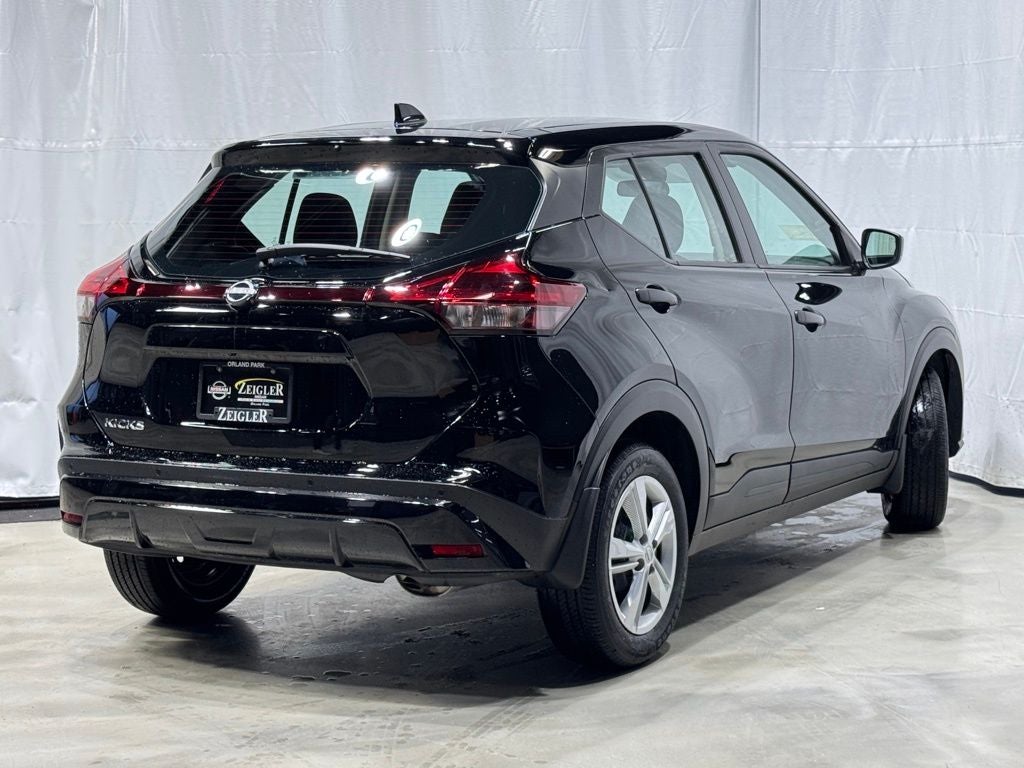 2024 Nissan Kicks S