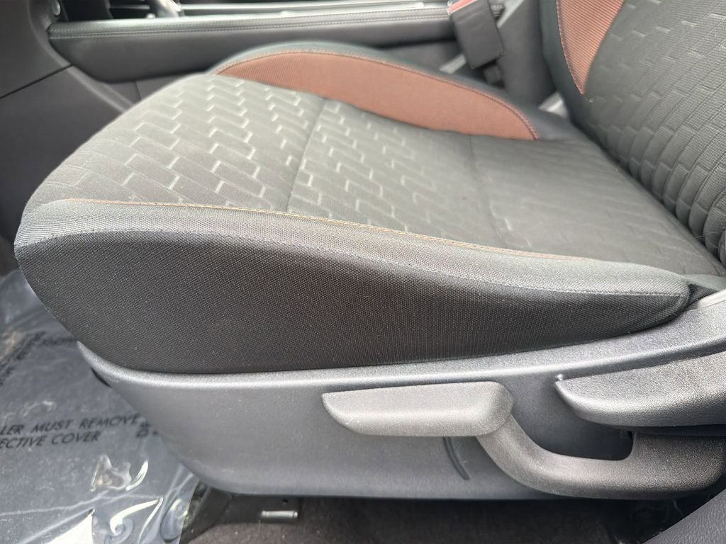 2024 Nissan Kicks SR FWD