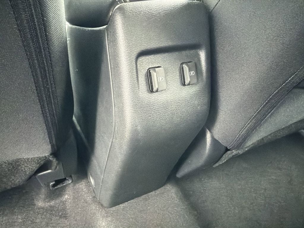 2024 Nissan Kicks SR FWD