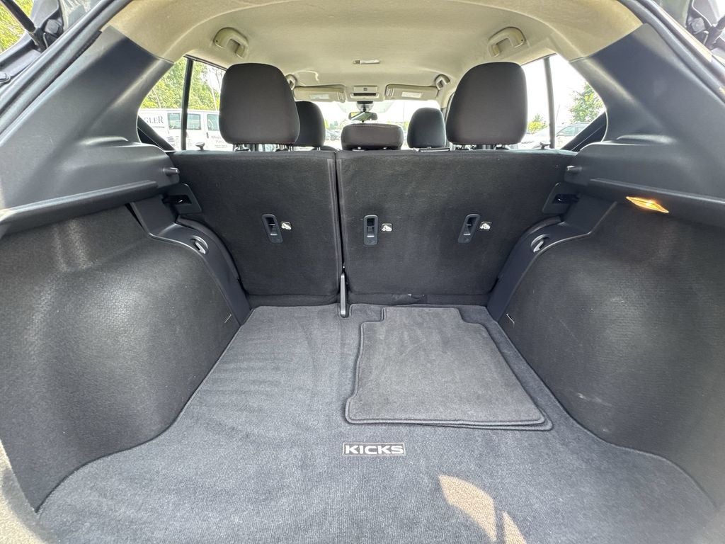 2024 Nissan Kicks SR