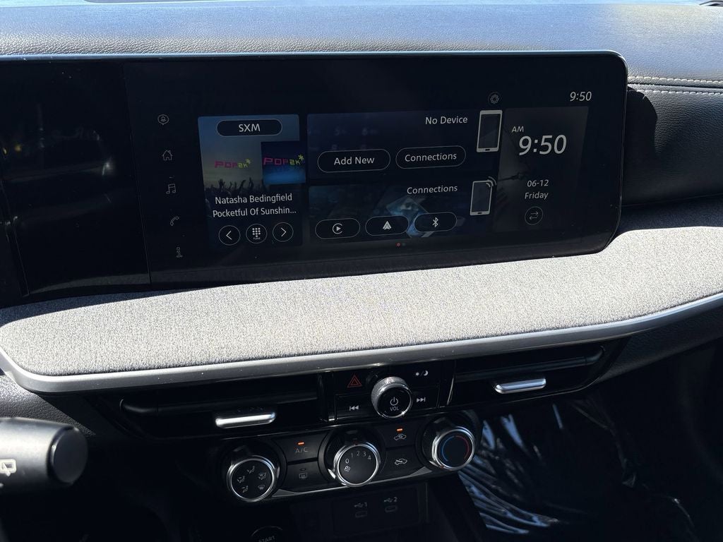 2025 Nissan Kicks SV AWD
