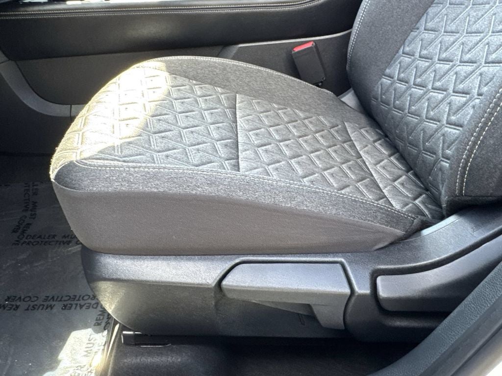2025 Nissan Kicks SV AWD