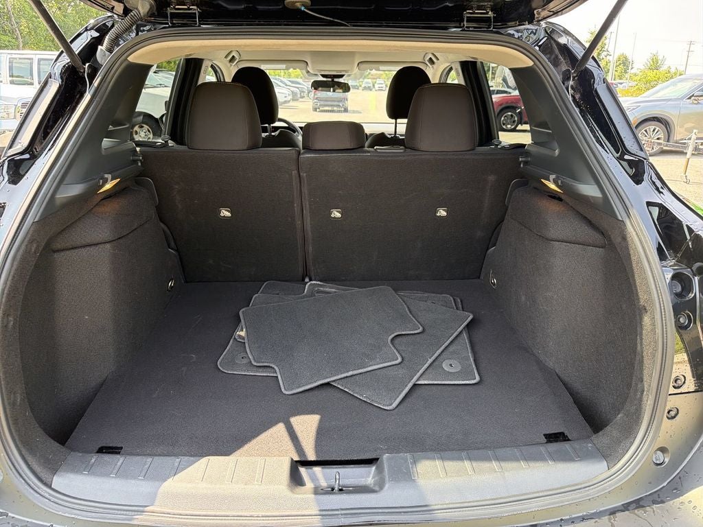 2025 Nissan Kicks SV AWD