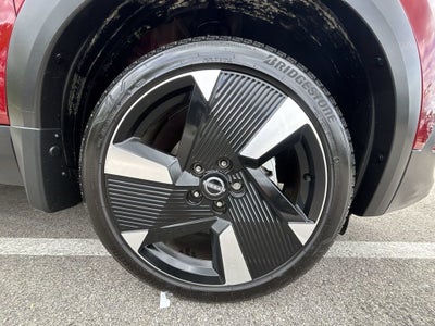 2025 Nissan Kicks SR FWD