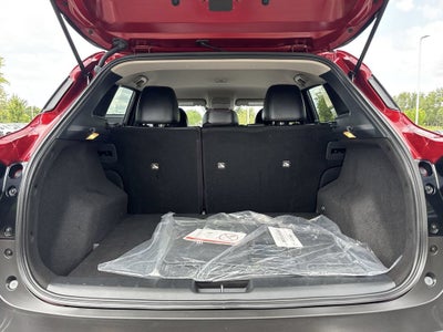 2025 Nissan Kicks SR FWD