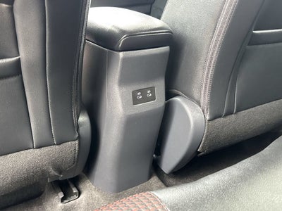2025 Nissan Kicks SR FWD
