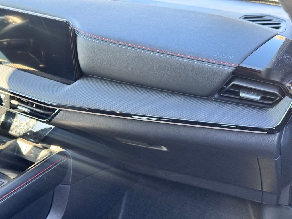 2025 Nissan Kicks SR AWD