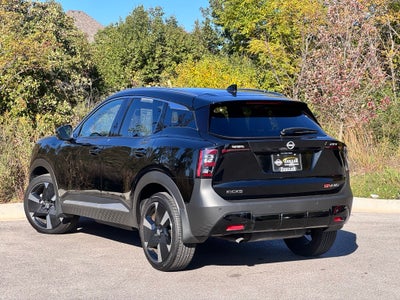 2025 Nissan Kicks SR AWD