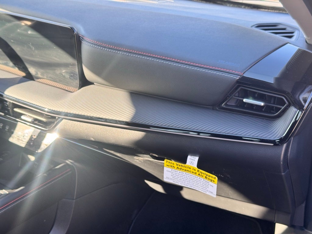 2025 Nissan Kicks SR AWD