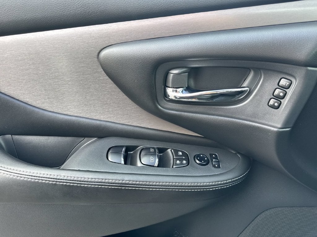 2023 Nissan Murano SL AWD