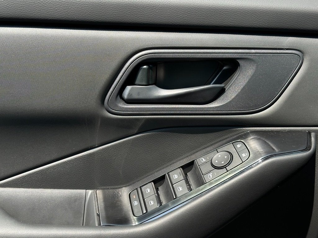 2025 Nissan Rogue S AWD