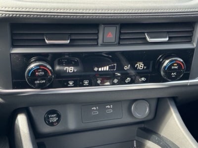 2025 Nissan Rogue SV