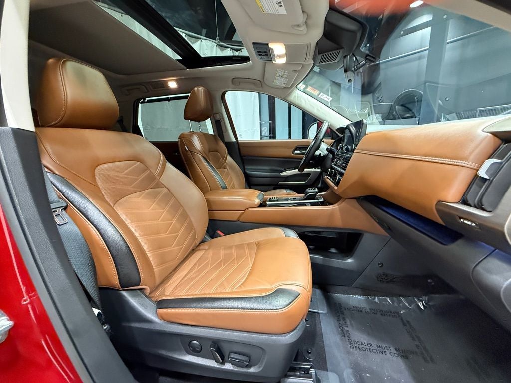 2024 Nissan Pathfinder Platinum