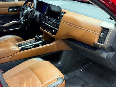 2024 Nissan Pathfinder Platinum