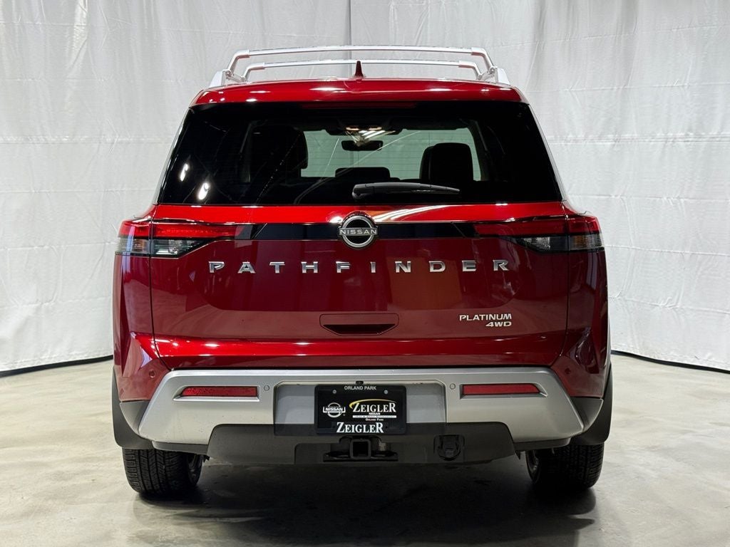 2024 Nissan Pathfinder Platinum