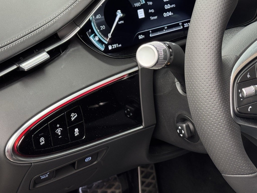 2024 Genesis GV70 2.5T