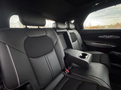 2024 Genesis GV70 2.5T