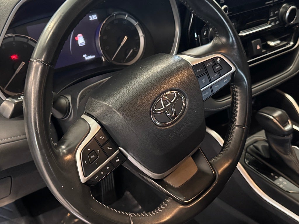 2022 Toyota Highlander XLE AWD