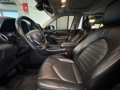 2022 Toyota Highlander XLE AWD