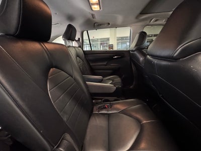2022 Toyota Highlander XLE AWD