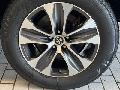 2022 Toyota Highlander XLE AWD