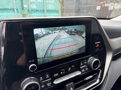 2025 Toyota Highlander LE FWD