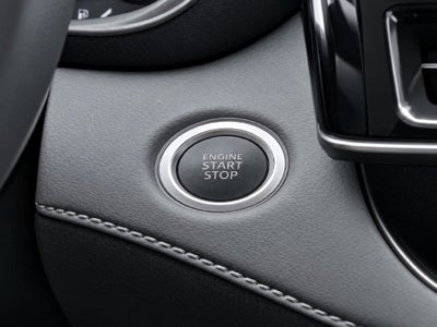 2025 Toyota Highlander LE FWD