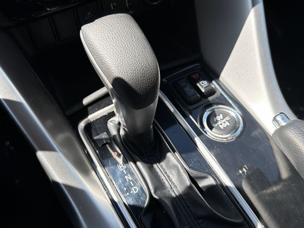 2024 Mitsubishi Eclipse Cross Base